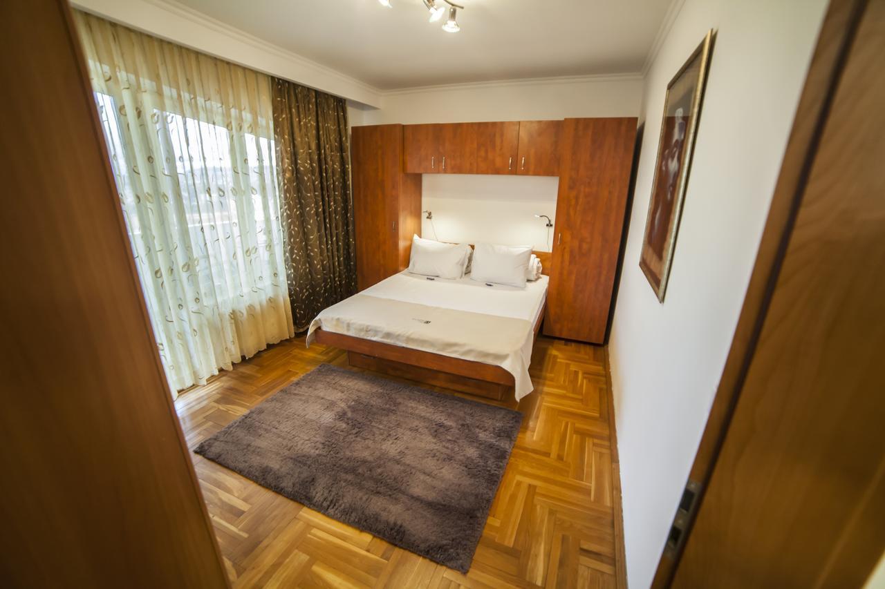 Business Class Apartment คลูจ-นาโปกา ภายนอก รูปภาพ